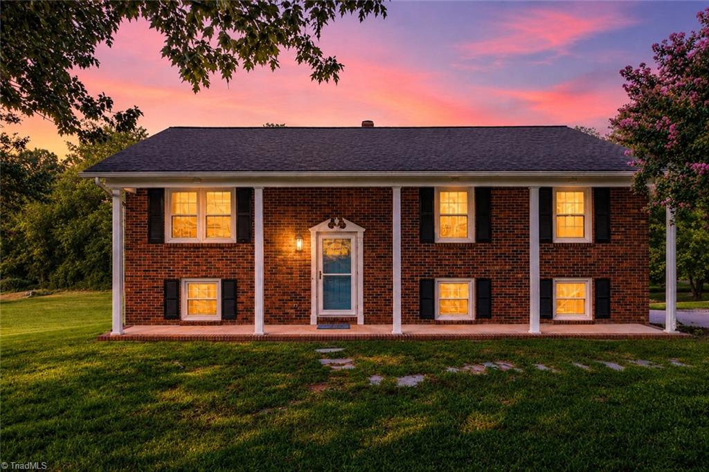Photo of 2910 Old Highway 60 Hwy, Ronda, NC 28670 (MLS # 1235835)