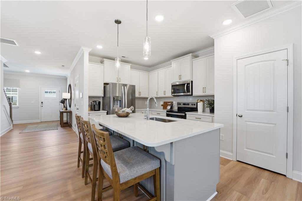 Photo of 109 Oakdale Forest Lane, Jamestown, NC 27282 (MLS # 1229715)