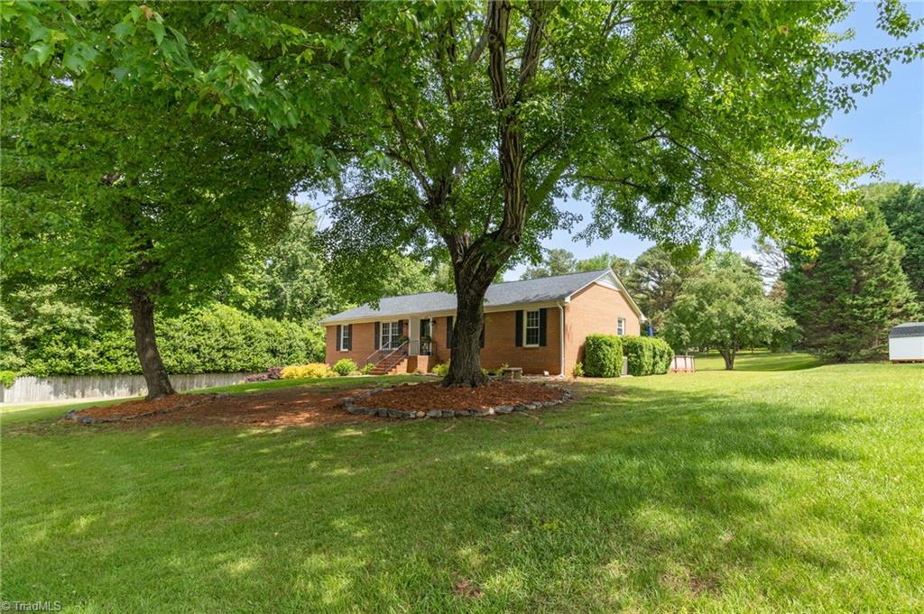 658 Drumheller Road, Clemmons, North Carolina image 3