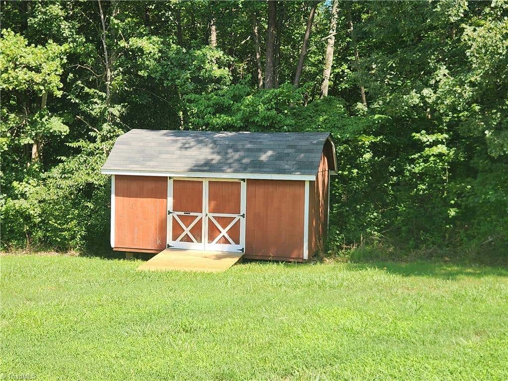 Photo of 134 Lauten Loop, Madison, NC 27025 (MLS # 1230621)