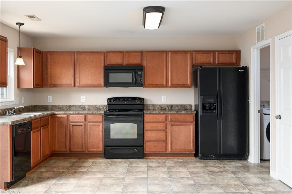 5763 Misty Hill Circle