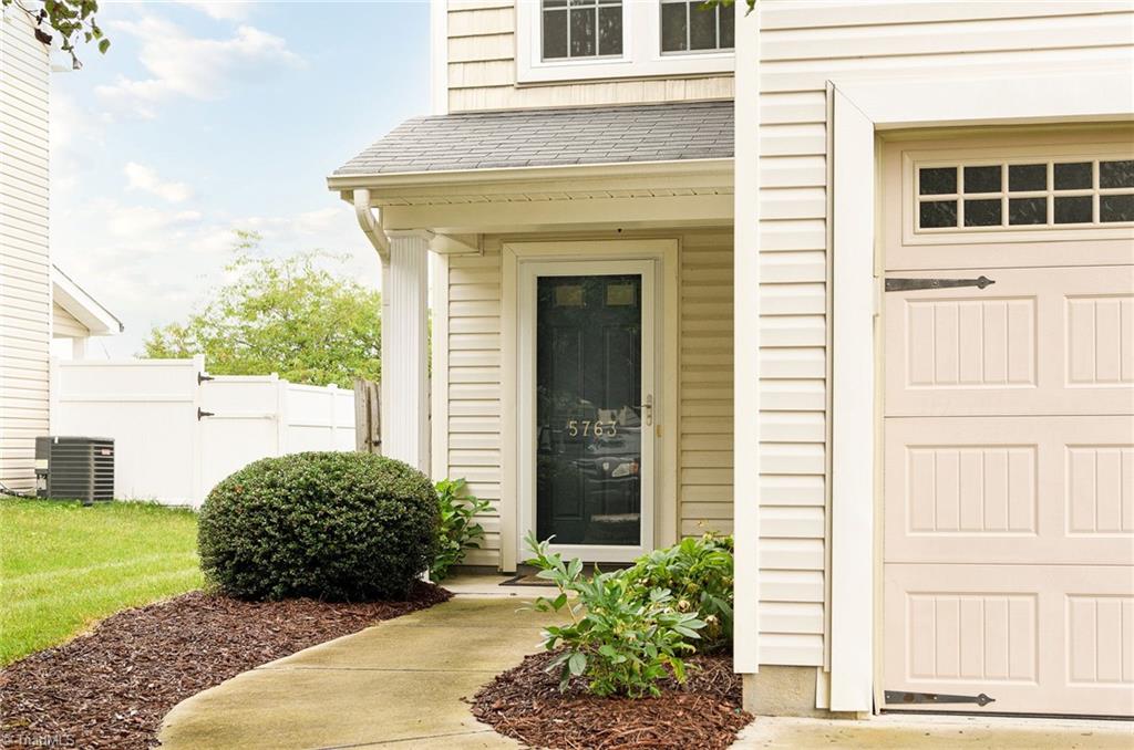 5763 Misty Hill Circle