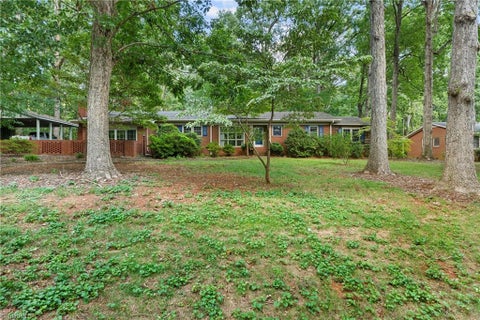 Homes For Sale - 386 Broad Street<br/> Denton, NC 27239