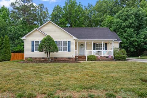 Homes For Sale - 1302 Durham Meadows Drive<br/> Burlington, NC 27217