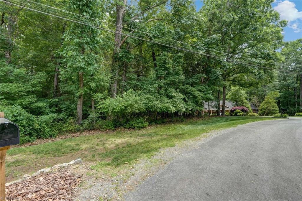 517 Merry Hills Drive, High Point, North Carolina image 35