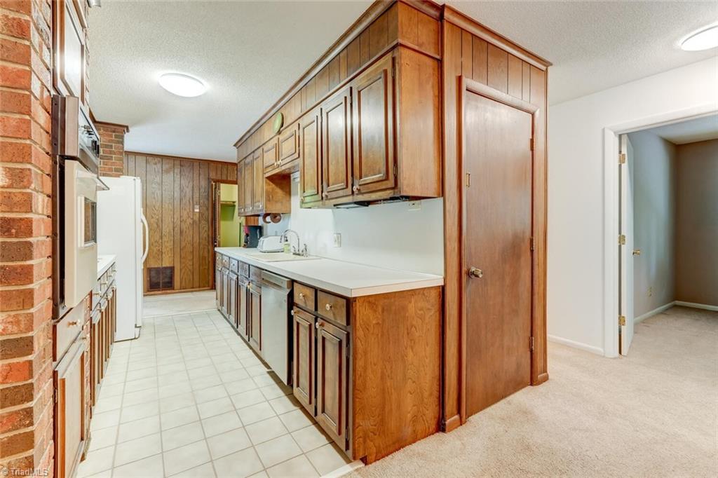 517 Merry Hills Drive, High Point, North Carolina image 13