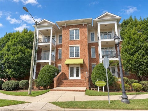 Condo For Sale - 238 E Lewis Street #403<br/> Greensboro, NC 27406
