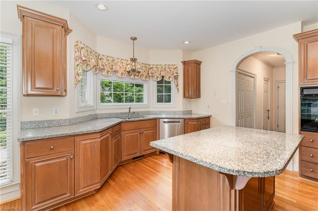 1221 Foxfire Drive, Greensboro, North Carolina image 13