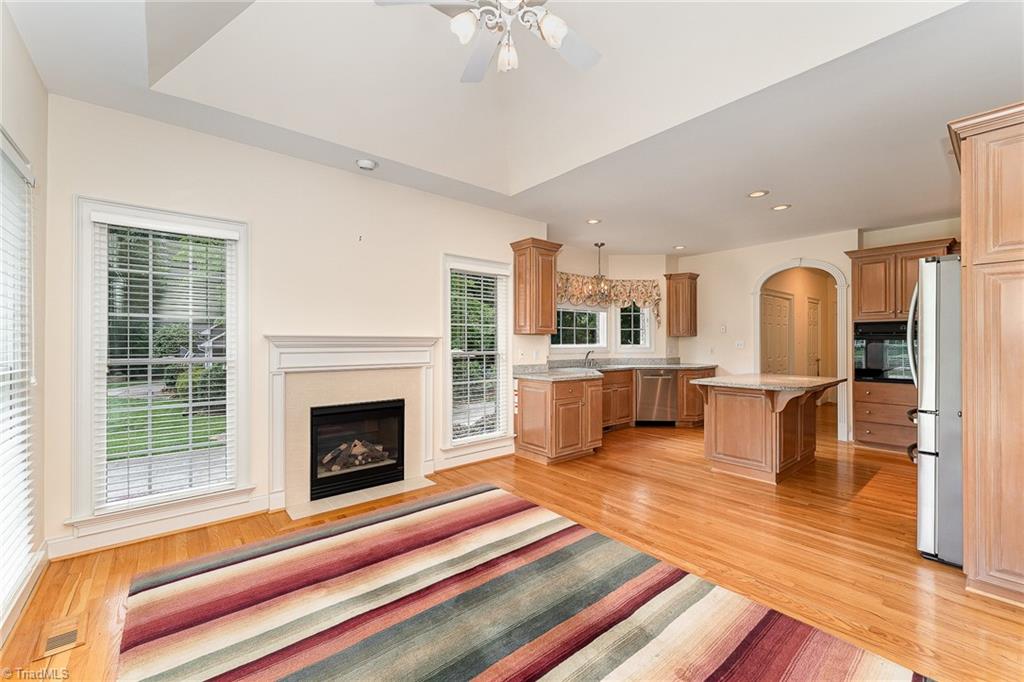 1221 Foxfire Drive, Greensboro, North Carolina image 10