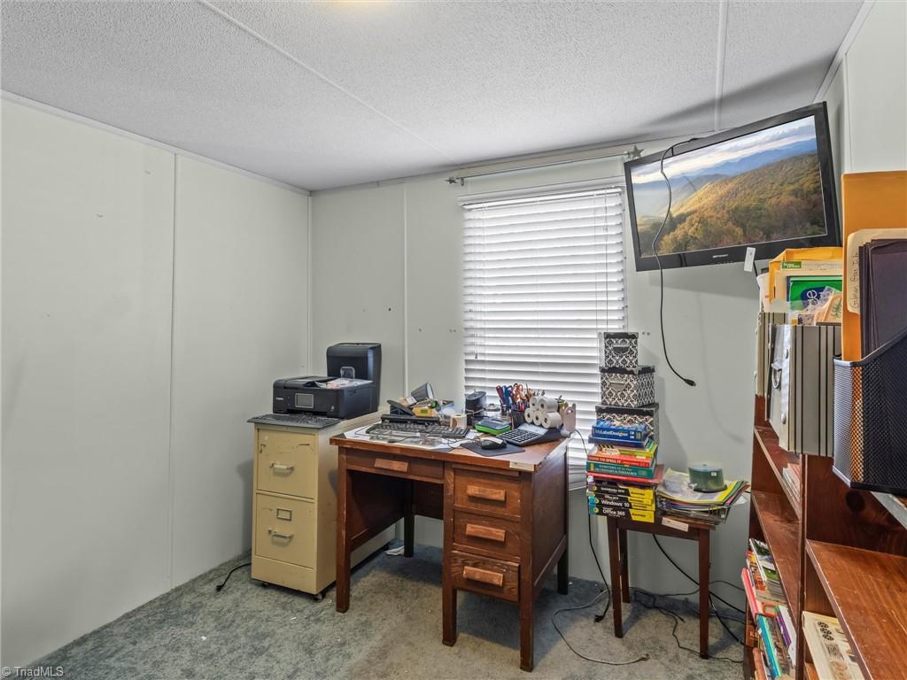 889 N Franklin Road, Mount Airy, North Carolina image 7