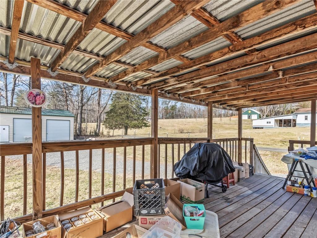 889 N Franklin Road, Mount Airy, North Carolina image 14