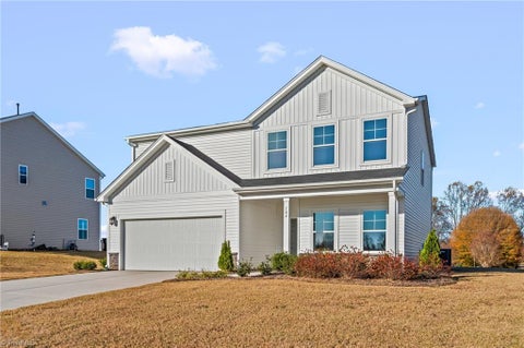 Homes For Sale - 104 Palomino Drive<br/> King, NC 27021