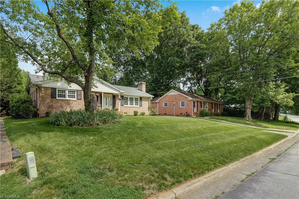 803 Honeysuckle Drive, Greensboro, North Carolina image 4