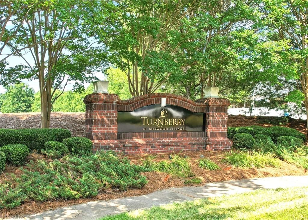 Photo of 136 Turnberry Drive, Mocksville, NC 27028 (MLS # 1225418)