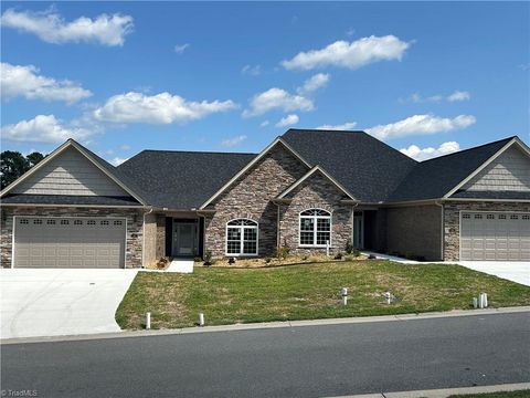 Condo For Sale - 125 Greystone Lane<br/> Surry County, Mount Airy, NC 27030