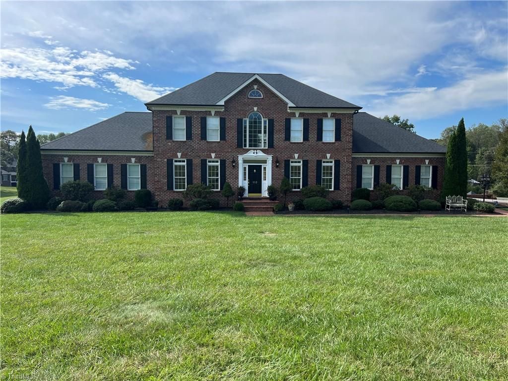 Photo of 113 Lakeview Drive, State Road, NC 28621 (MLS # 1197820)