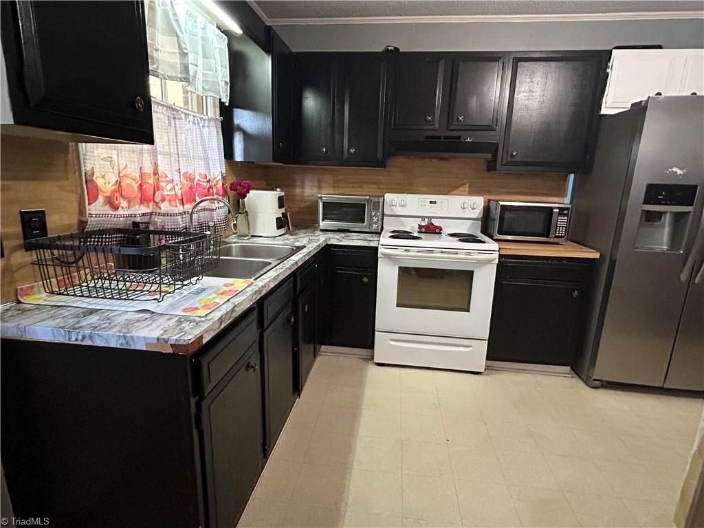 Photo of 8721 Linwood Southmont Road, Lexington, NC 27292 (MLS # 1219228)
