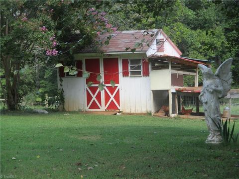 A home in Pilot Mountain