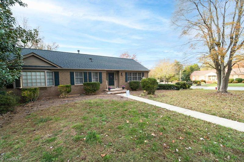 1300 Hempshire Court, High Point, North Carolina image 2