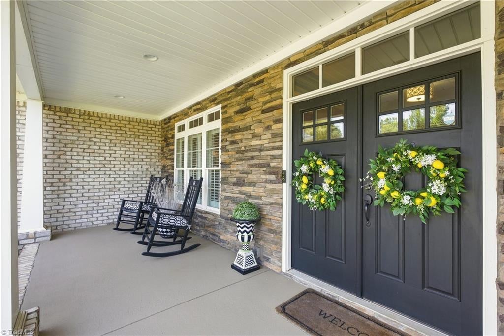 4803 Hampton Oak Court
