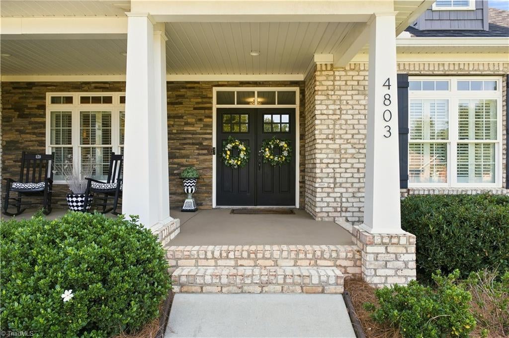 4803 Hampton Oak Court
