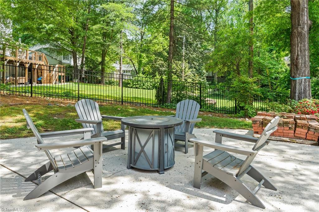 815 Hillcrest Drive, High Point, North Carolina image 40