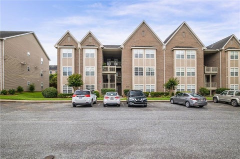 Photo for 4060 Bentley Drive C2
