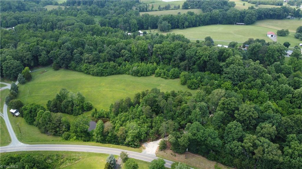 Cressive View Lane, Tobaccoville, North Carolina image 5