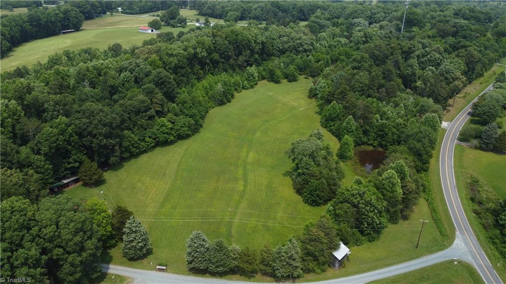 Cressive View Lane, Tobaccoville, North Carolina image 3