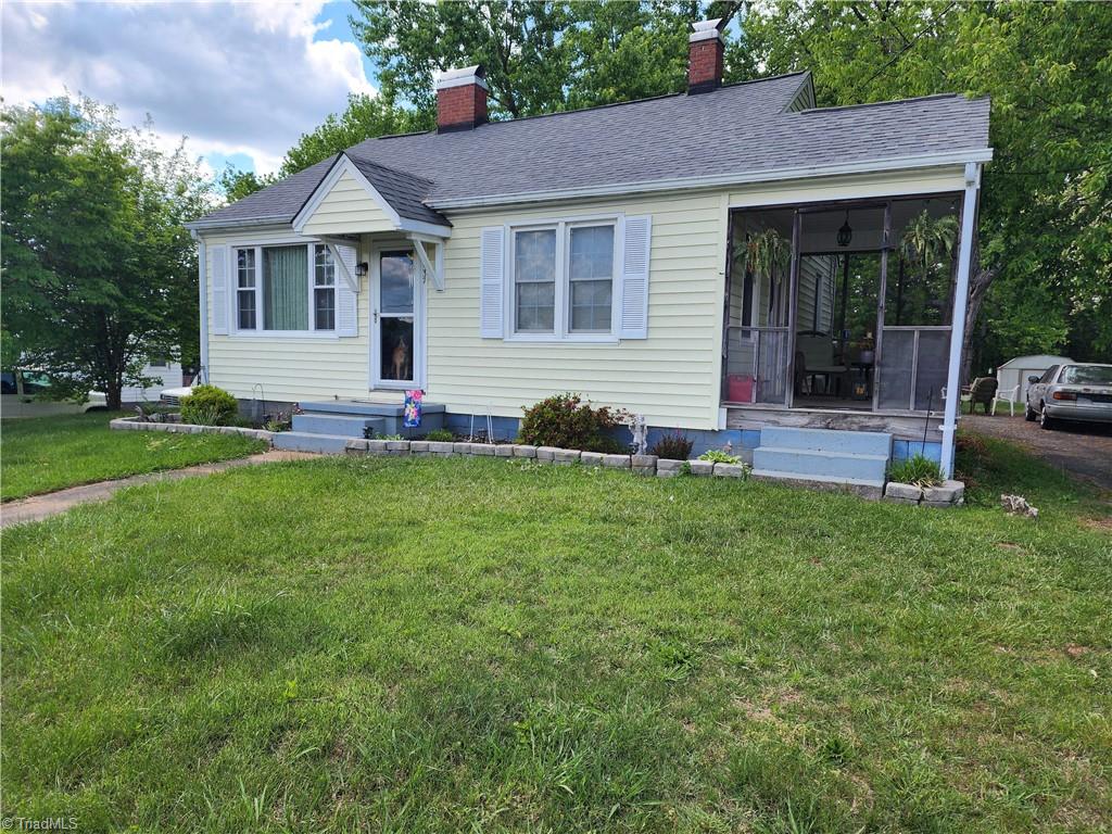537 Butler Street, Pilot Mountain, North Carolina image 1