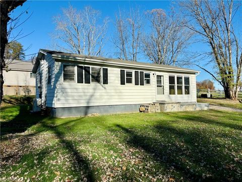 A home in Mount Airy