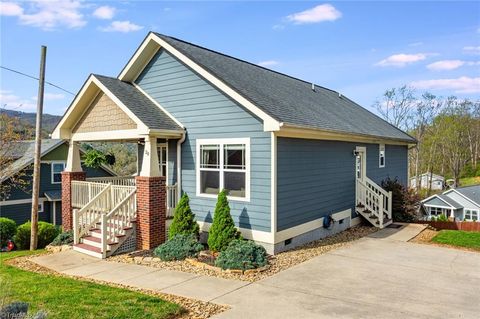Condo For Sale - 20 Byrdcliffe Lane<br/> Asheville, NC 28805
