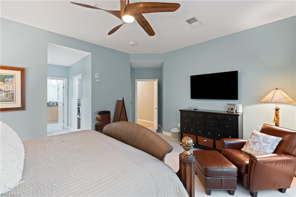201 N Elm Street #805, Greensboro, North Carolina image 34
