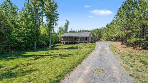 Homes For Sale - 5024 Tabernacle School Road<br/> Asheboro, NC 27205