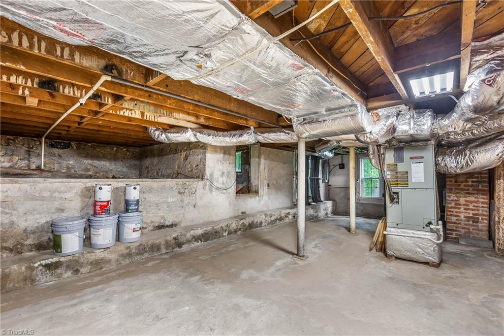 335 N Bridge Street, Jonesville, North Carolina image 27