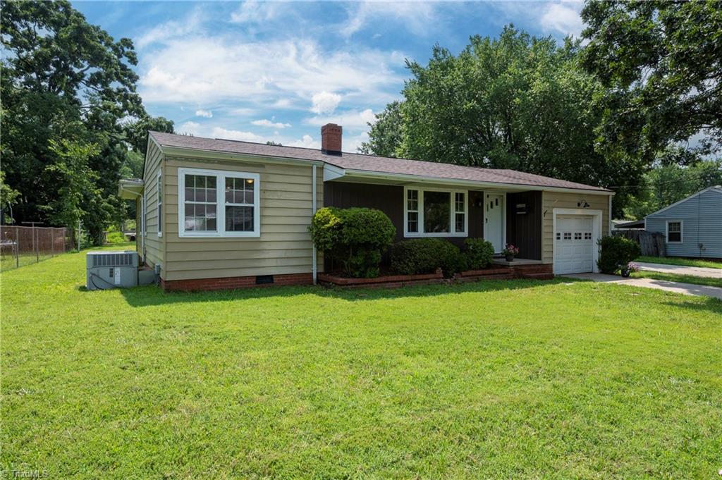 Greensboro, North Carolina 27405, United States, 3 Bedrooms Bedrooms, ,2 BathroomsBathrooms,Residential,Active,176530