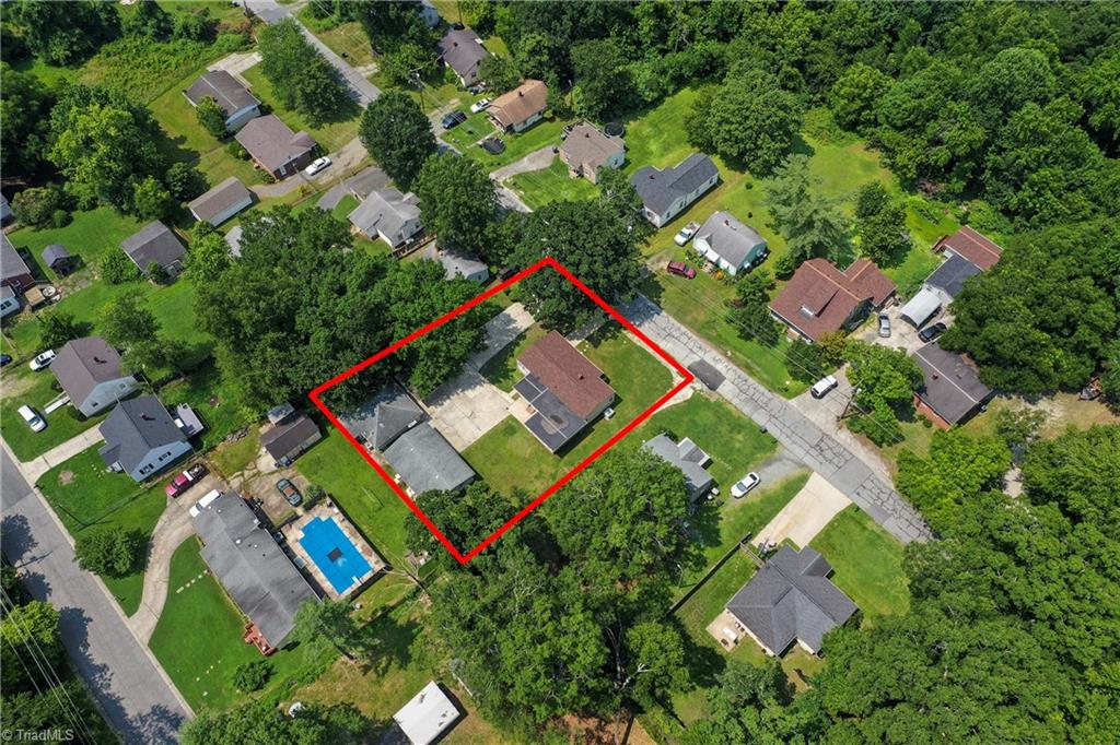 Greensboro, North Carolina 27405, United States, 3 Bedrooms Bedrooms, ,2 BathroomsBathrooms,Residential,Active,176530