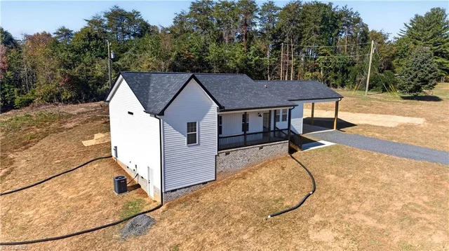 162 Adkins Road, photo 2 of 44