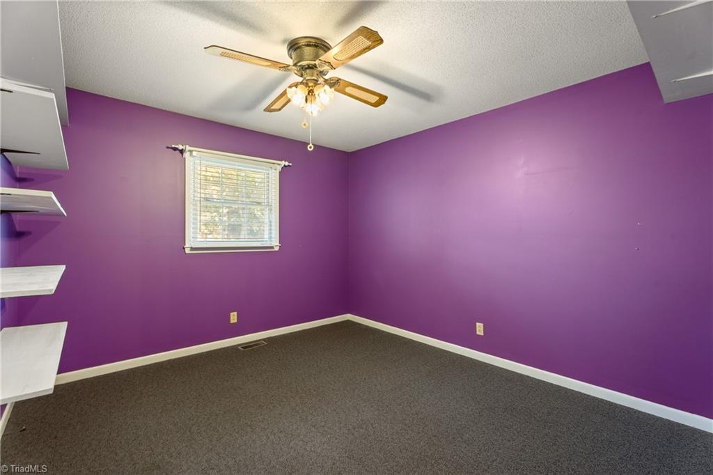 Kernersville, North Carolina 27284, United States, 3 Bedrooms Bedrooms, ,2 BathroomsBathrooms,Residential,Pending,216818