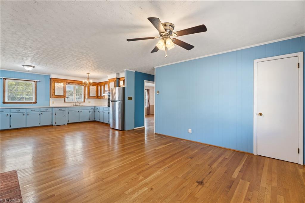 Kernersville, North Carolina 27284, United States, 3 Bedrooms Bedrooms, ,2 BathroomsBathrooms,Residential,Pending,216818