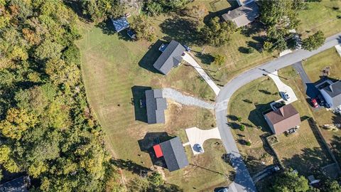 A home in Archdale