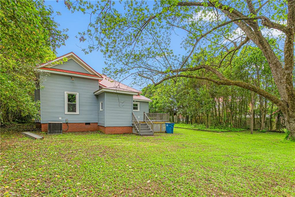 429 N Asheboro Street, Liberty, North Carolina image 36