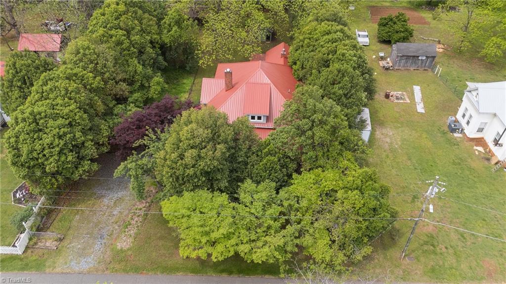 429 N Asheboro Street, Liberty, North Carolina image 48