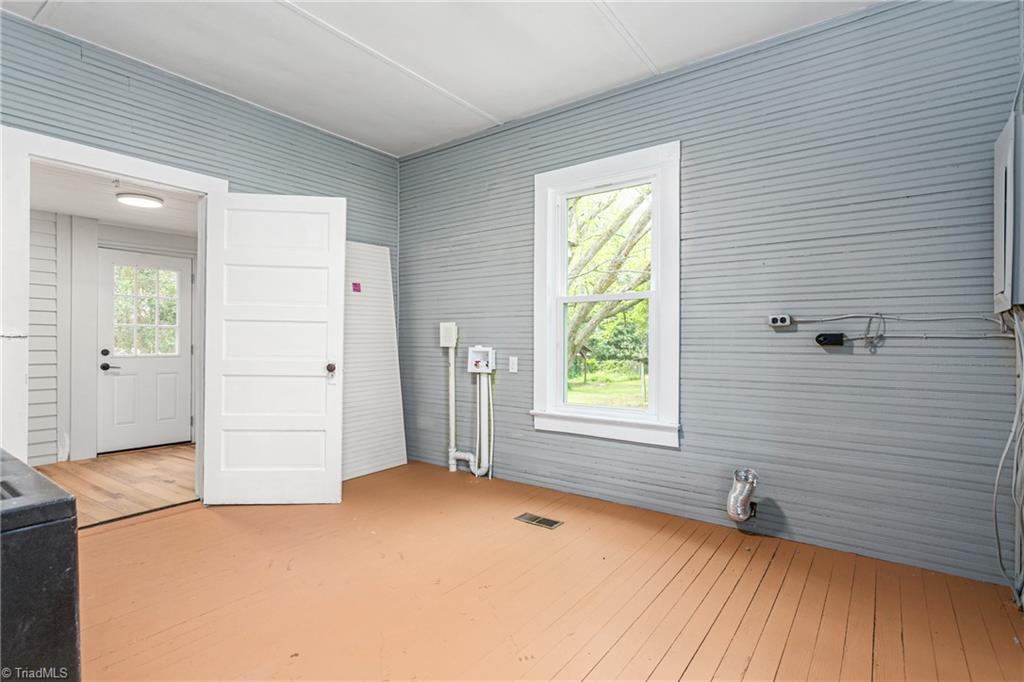 429 N Asheboro Street, Liberty, North Carolina image 31