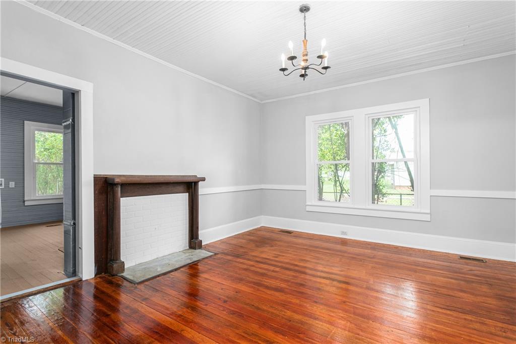 429 N Asheboro Street, Liberty, North Carolina image 24