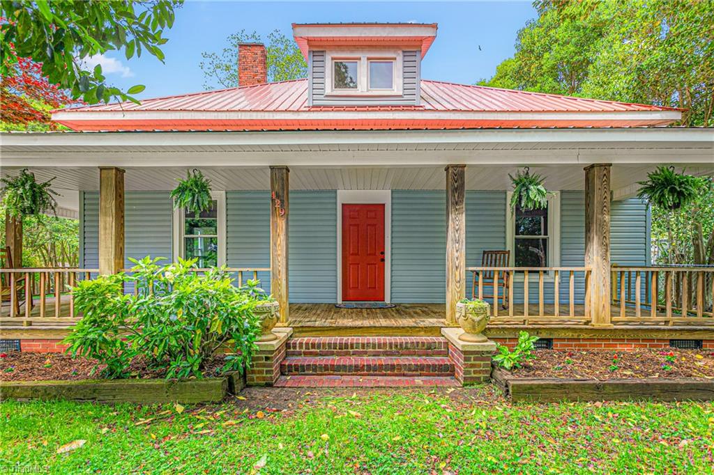 429 N Asheboro Street, Liberty, North Carolina image 4