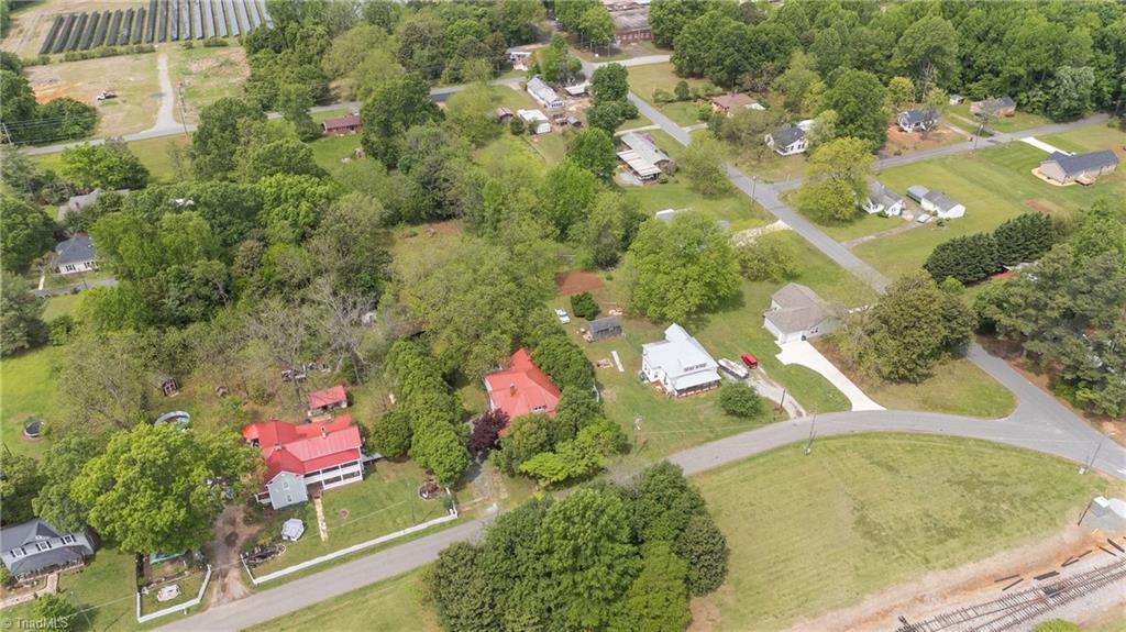 429 N Asheboro Street, Liberty, North Carolina image 44