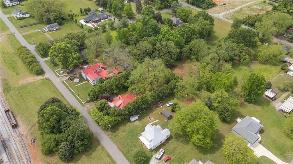 429 N Asheboro Street, Liberty, North Carolina image 43