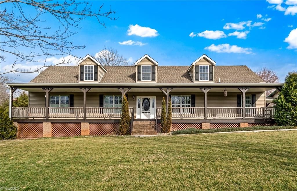 Photo of 1607 Milling Road, Mocksville, NC 27028 (MLS # 1211005)