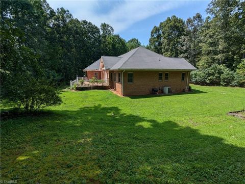 A home in Yadkinville